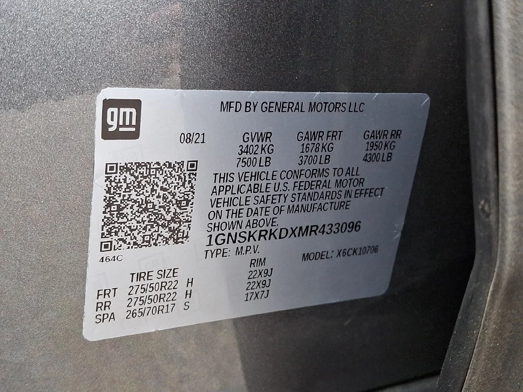 Used 2021 Gray Chevrolet RST image 28