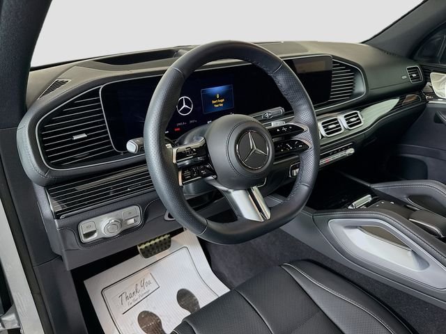 Used 2025 Cirrus Silver Metallic Mercedes-Benz GLS 580 image 9