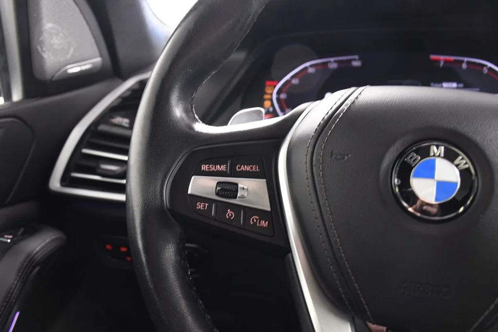 Used 2021 Jet Black BMW xDrive40i image 29