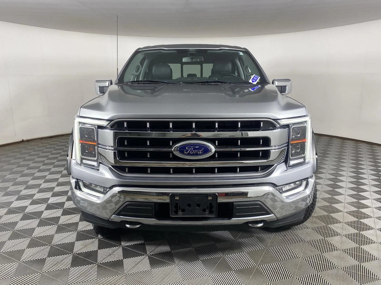 Used 2021 Iconic Silver Ford LARIAT image 2
