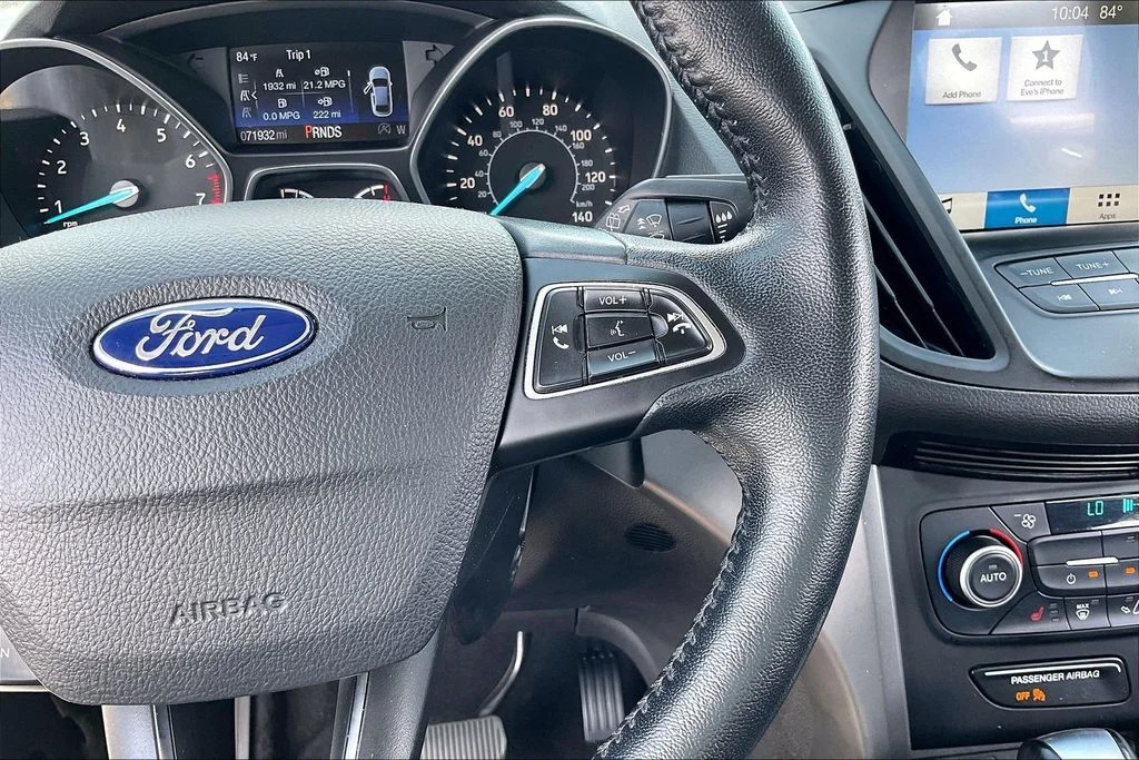 Certified Used 2019 White Platinum Clearcoat Metallic Ford SEL image 18