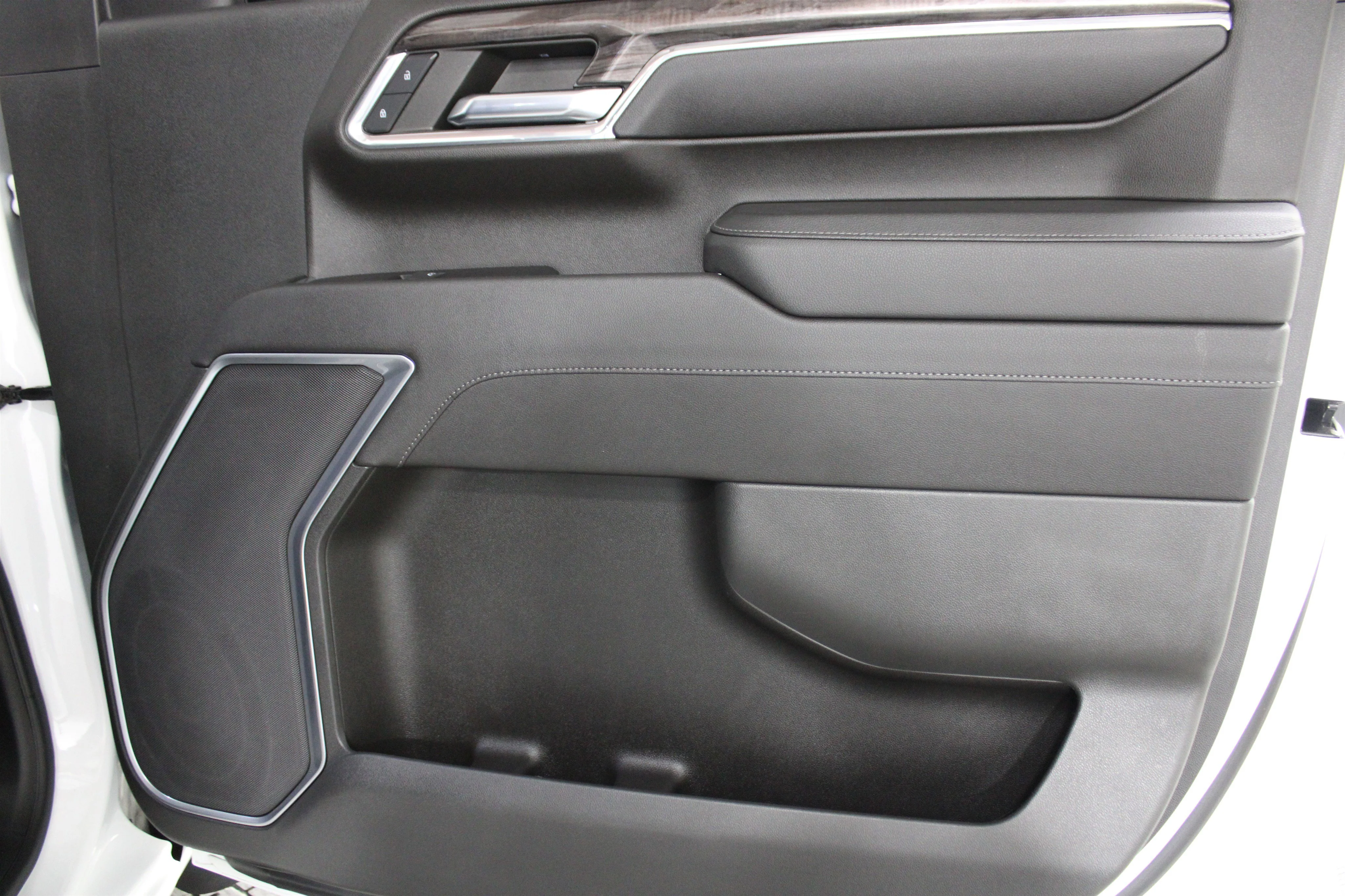 2024 Chevrolet Silverado 2500HD LTZ - Photo 24