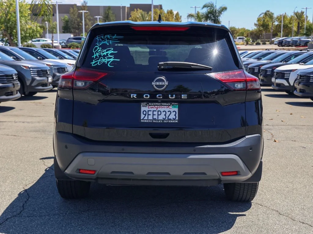 Used 2023 Black Nissan S image 4