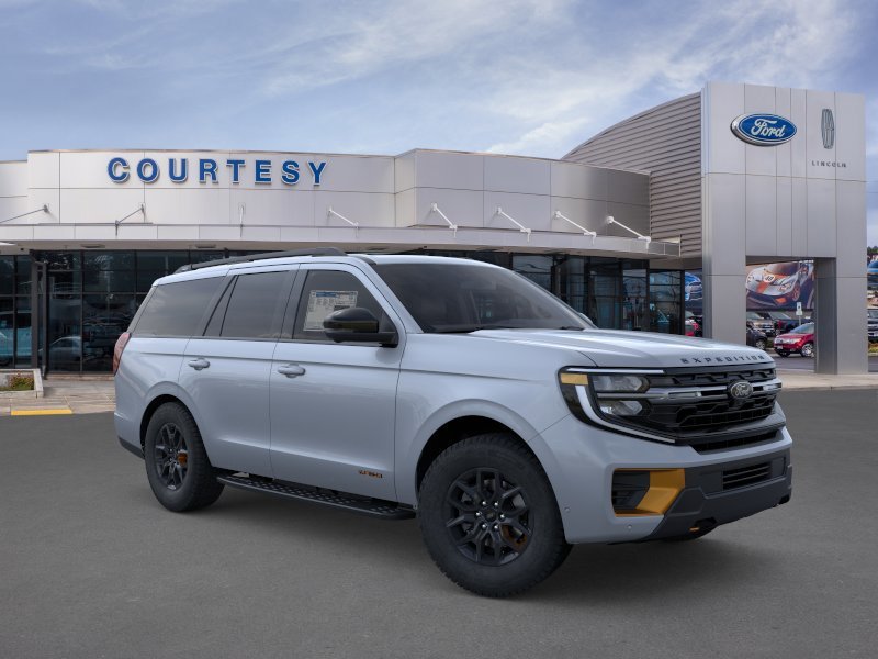 New 2026 Glacier Gray Met Tri-Coat Ford Tremor image 7