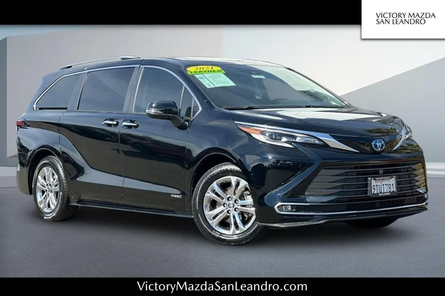 Used 2021 Toyota Sienna Platinum
