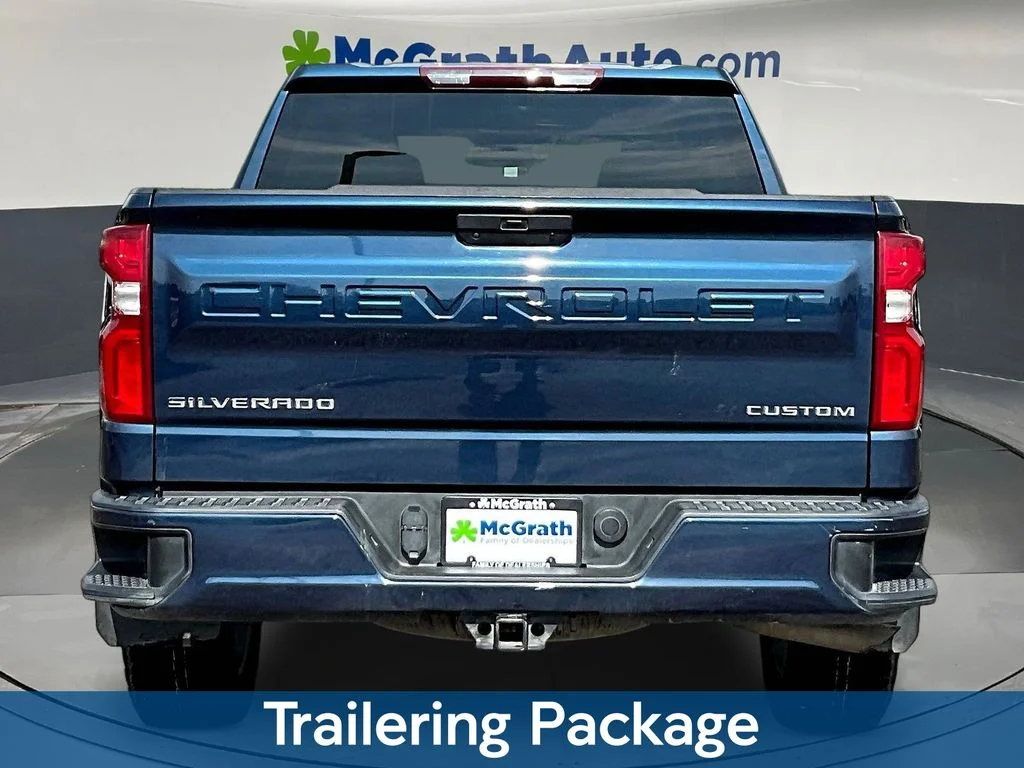 Used 2022 Blue Chevrolet Custom image 7
