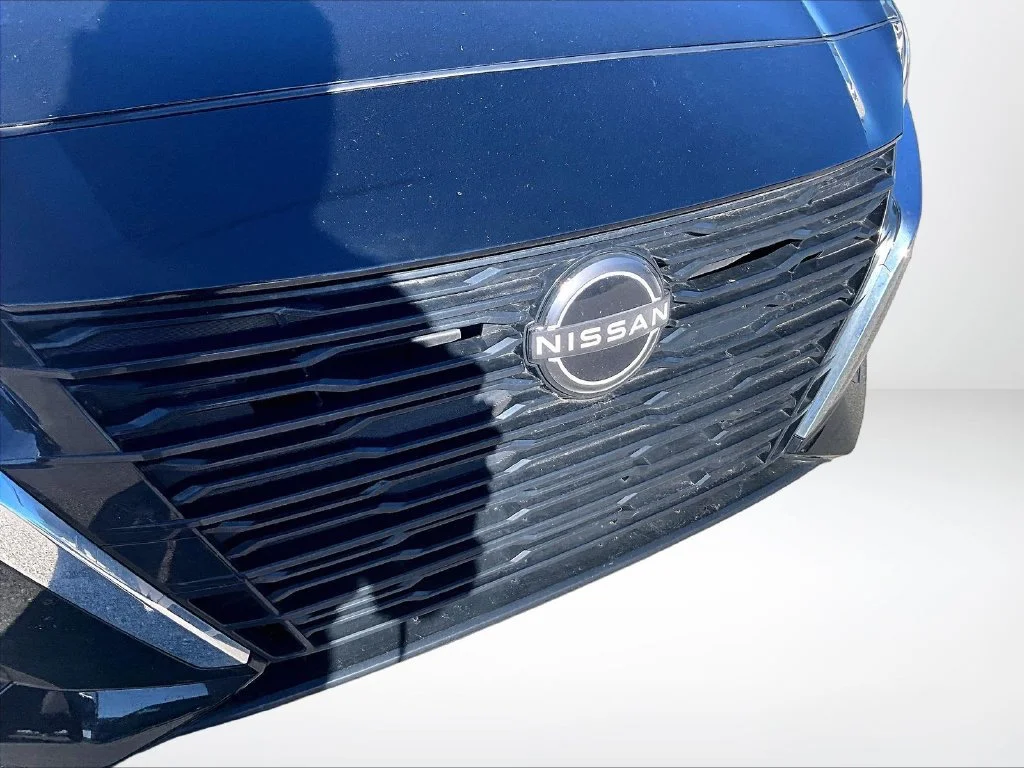 Used 2024 Black Nissan 2.5 SV image 29