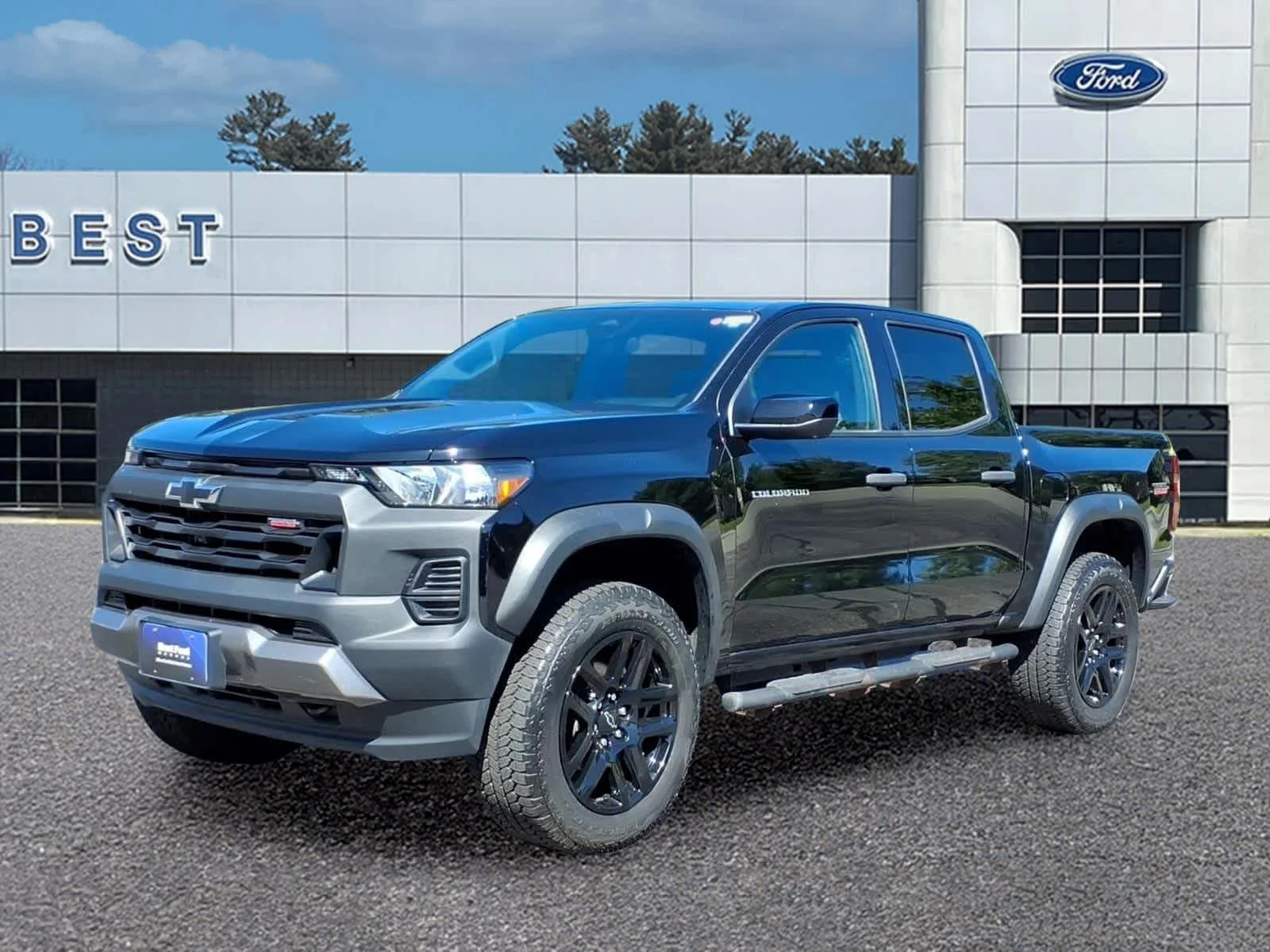 2024 Chevrolet Colorado