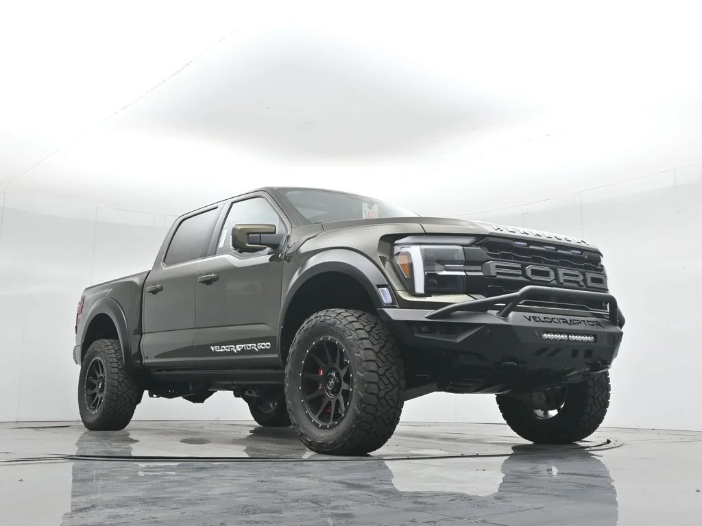New 2025 Shelter Green Ford Raptor image 49
