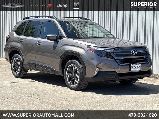 2025 Subaru Forester Premium's photo