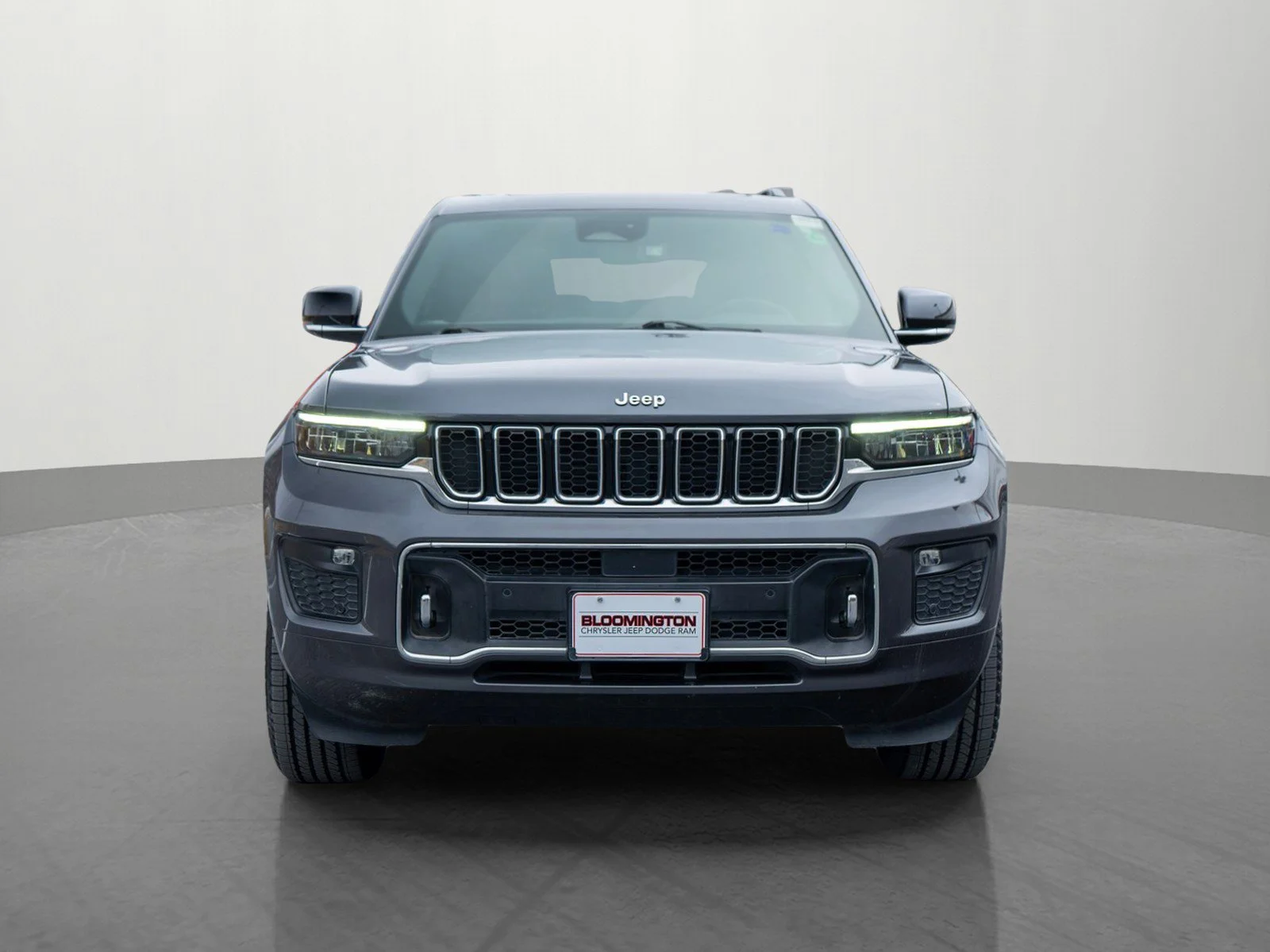 Used 2022 Jeep Grand Cherokee L Overland with VIN 1C4RJKDGXN8534817 for sale in Minneapolis, Minnesota