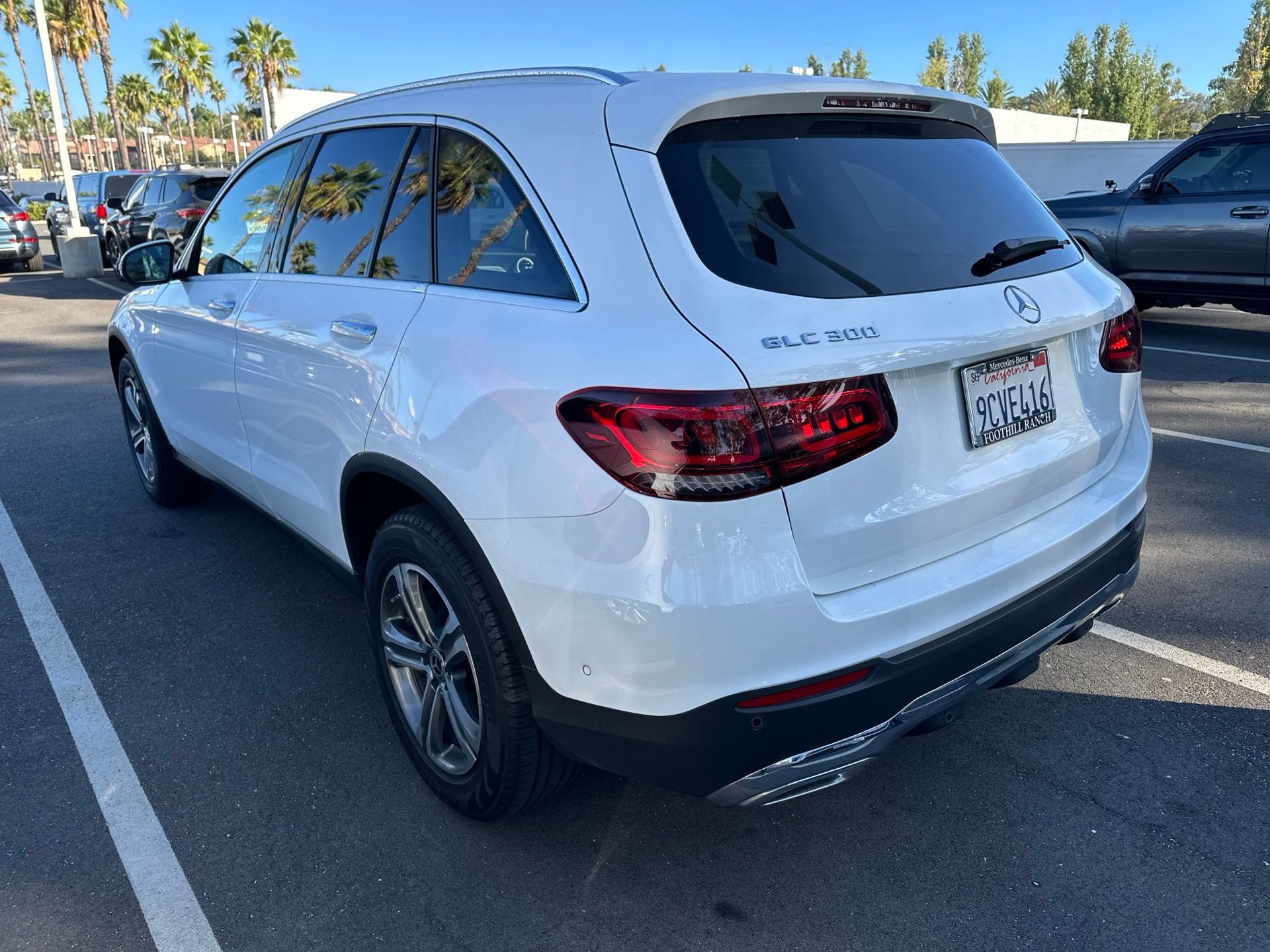 Used 2022 White Mercedes-Benz GLC 300 image 11