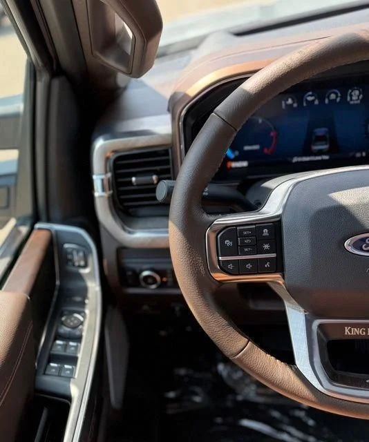 New 2026 Glacier Gray Metallic Tri-Coat Ford F-350® King Ranch® image 20