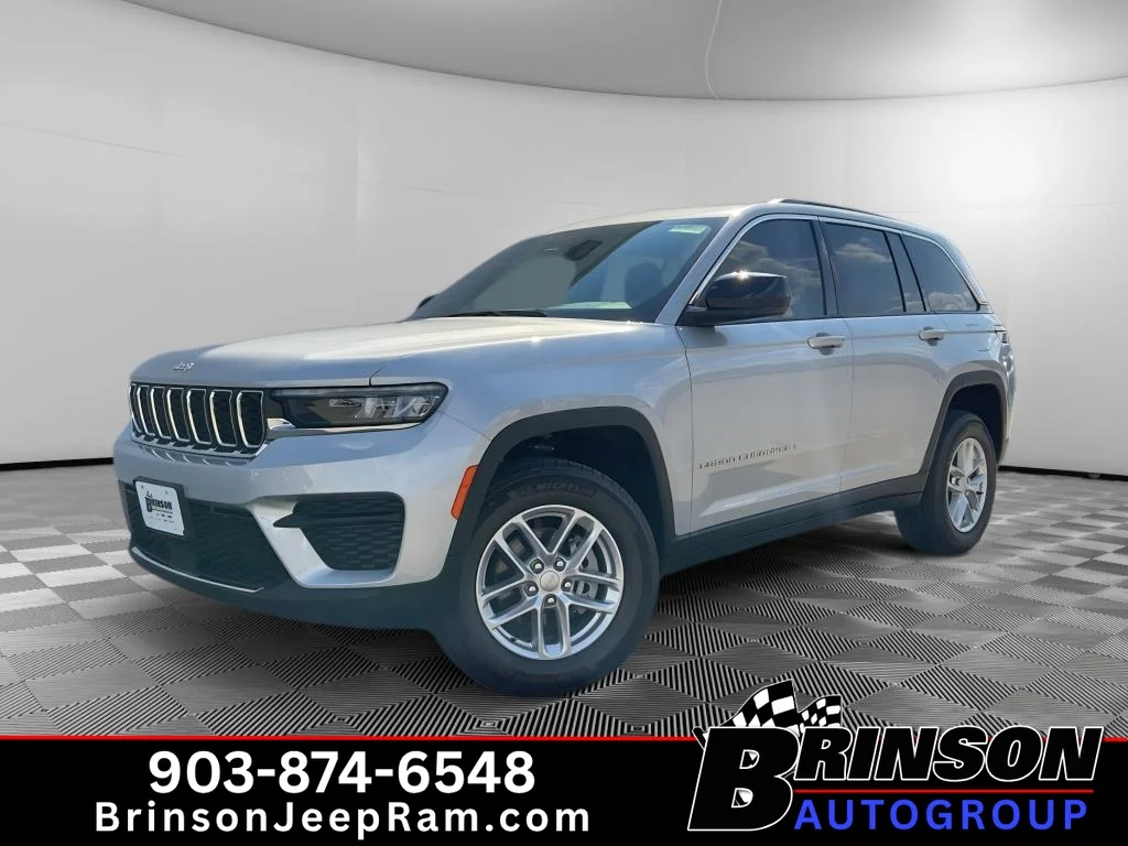 New 2026 Silver Zynith Jeep Laredo X image 1