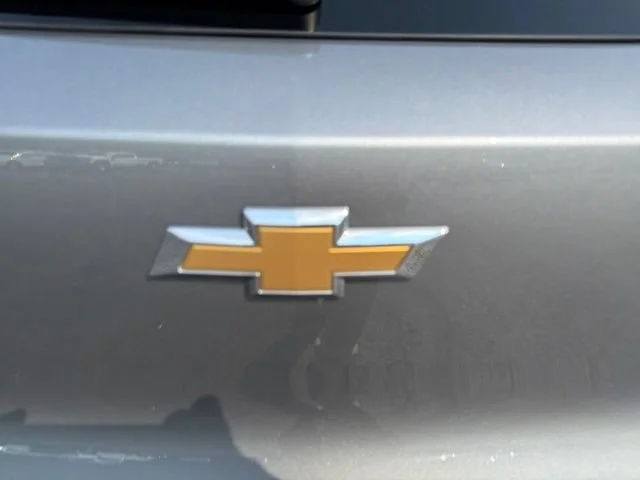 Used 2026 Sterling Gray Metallic Chevrolet LT image 17