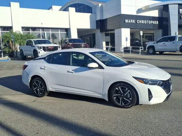Used 2024 White Nissan SV Xtronic CVT image 3