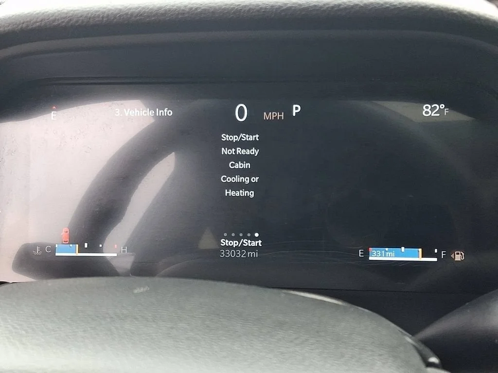 Used 2024 Silver Jeep Altitude X 4x4 image 59