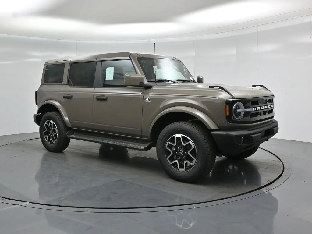 New 2026 Gray Ford Outer Banks image 22