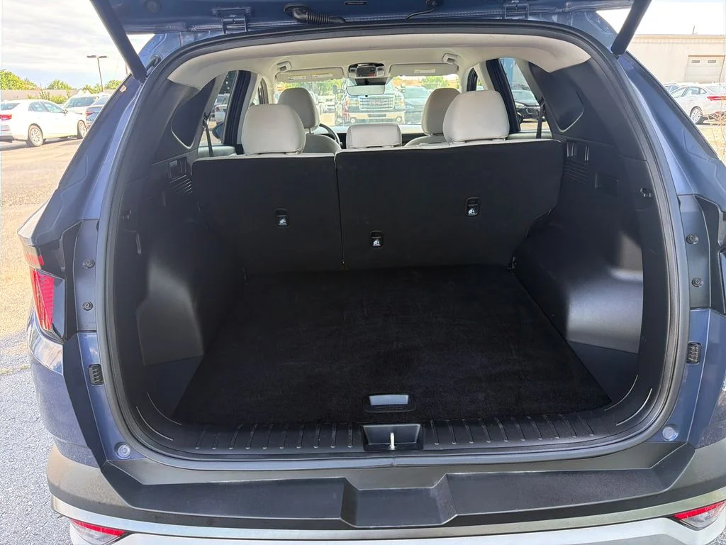 Used 2025 Blue Hyundai SEL image 26