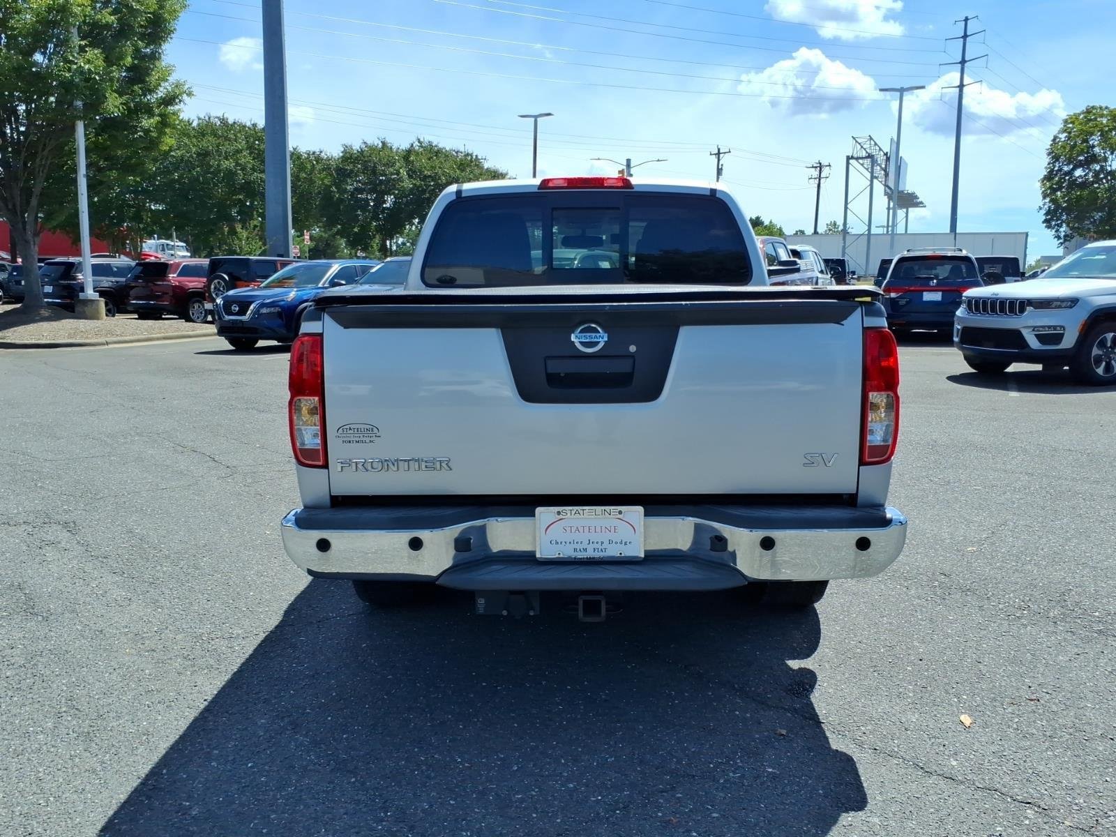 Used 2015 Brilliant Silver Nissan SV image 15