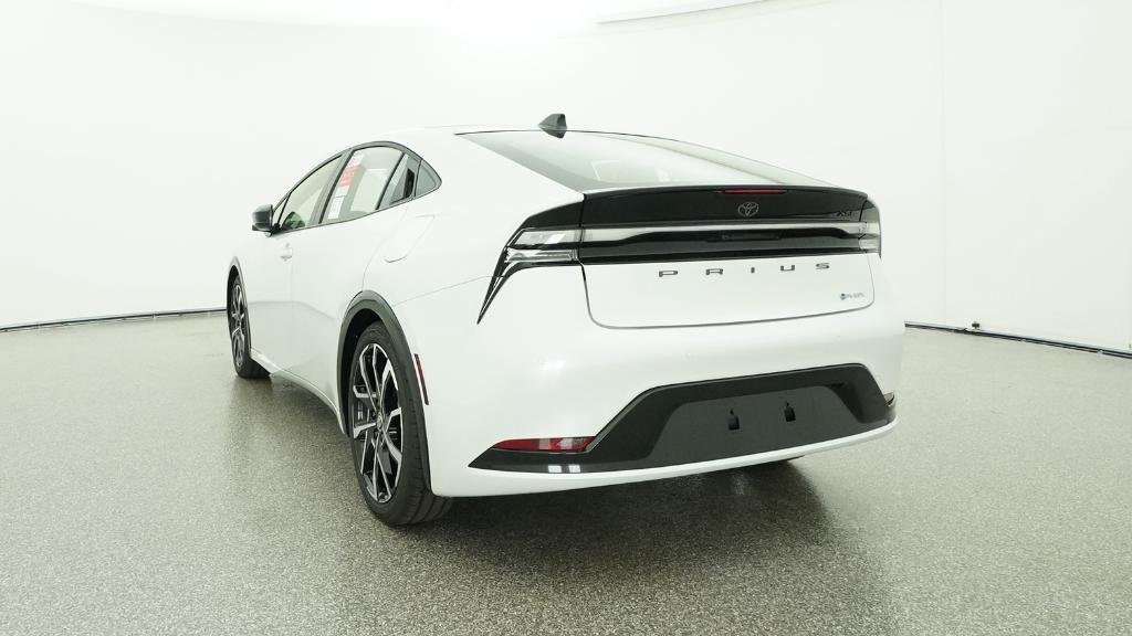 New 2026 Wind Chill Pearl Toyota XSE image 9