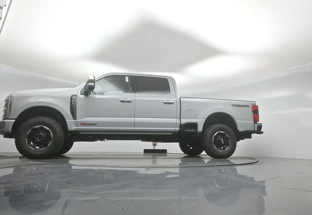 New 2026 Avalanche Ford Platinum image 49
