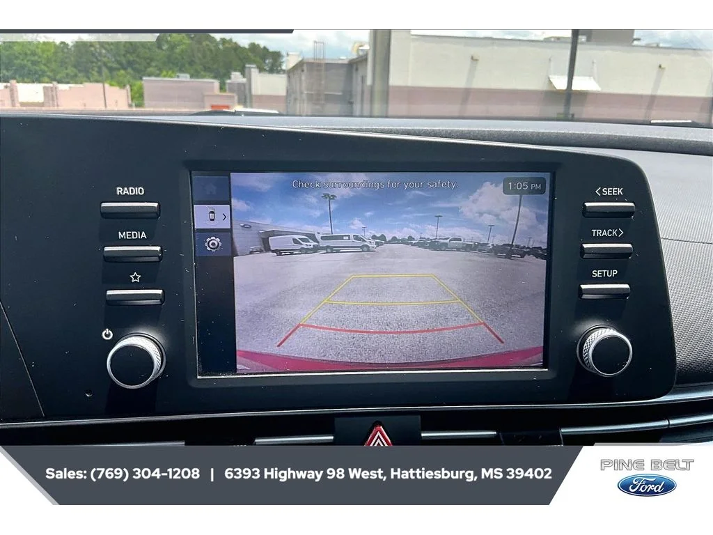 Used 2024 Ultimate Red Hyundai SE image 15