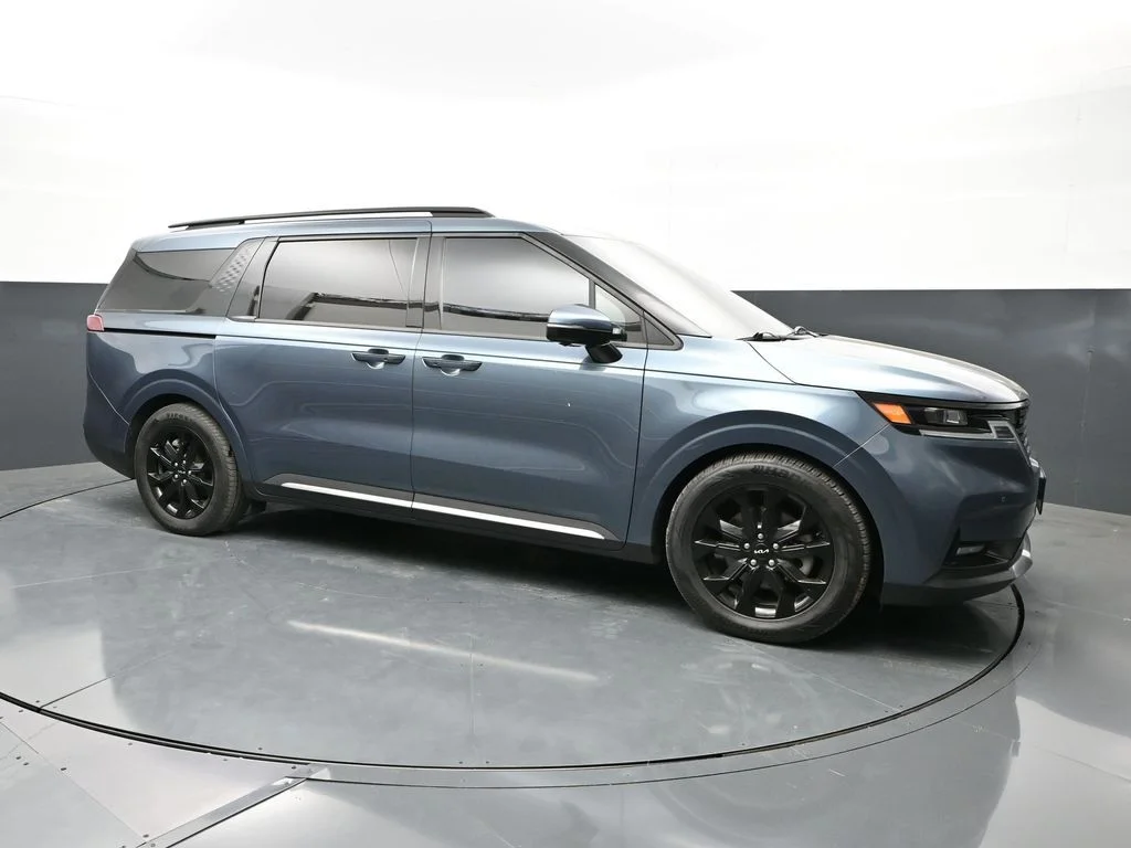 2024 Kia Sedona SX Prestige's photo