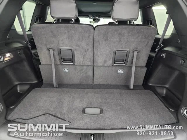 New 2025 Silver Zynith Exterior Paint Jeep Limited image 38