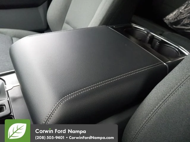 New 2026 Carbonized Gray Metallic Ford XLT image 19