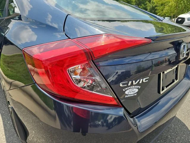 Used 2016  Honda EX-T image 32