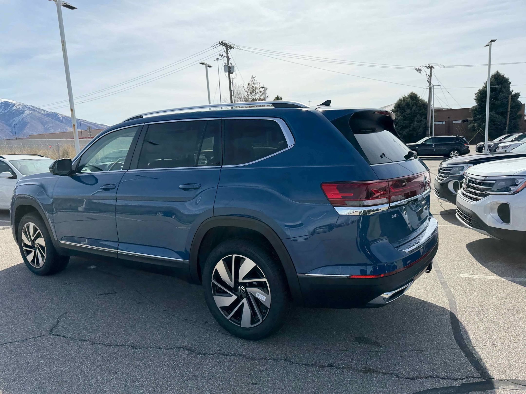 New 2026 Blue Volkswagen 2.0T SEL image 9