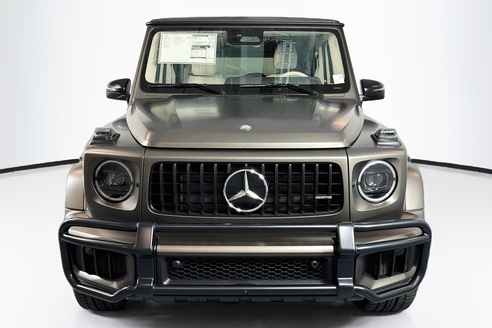 New 2027 MANUFAKTUR Monza Grey Magno Mercedes-Benz AMG® G 63 image 2