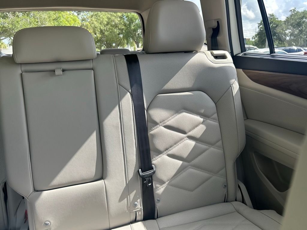 New 2026 White/off-white Volkswagen 2.0T SE w/Technology image 14