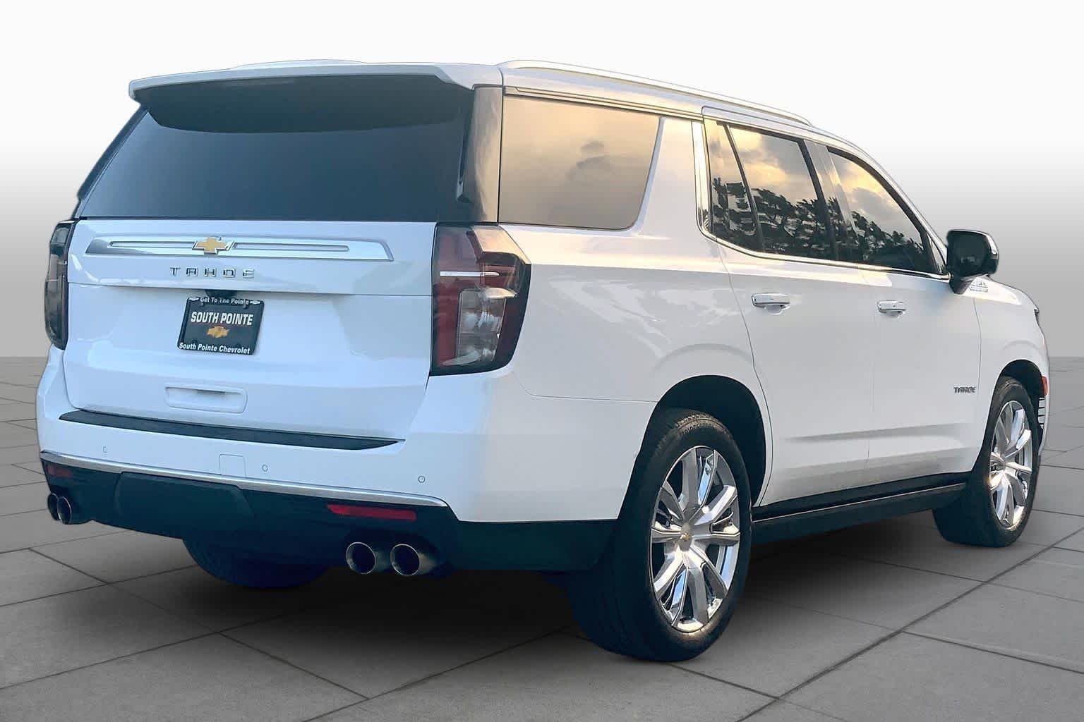 Used 2024 Summit White Chevrolet High Country image 12
