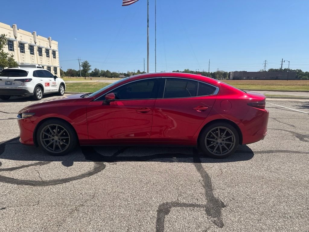 Used 2019 Red Mazda Premium image 8