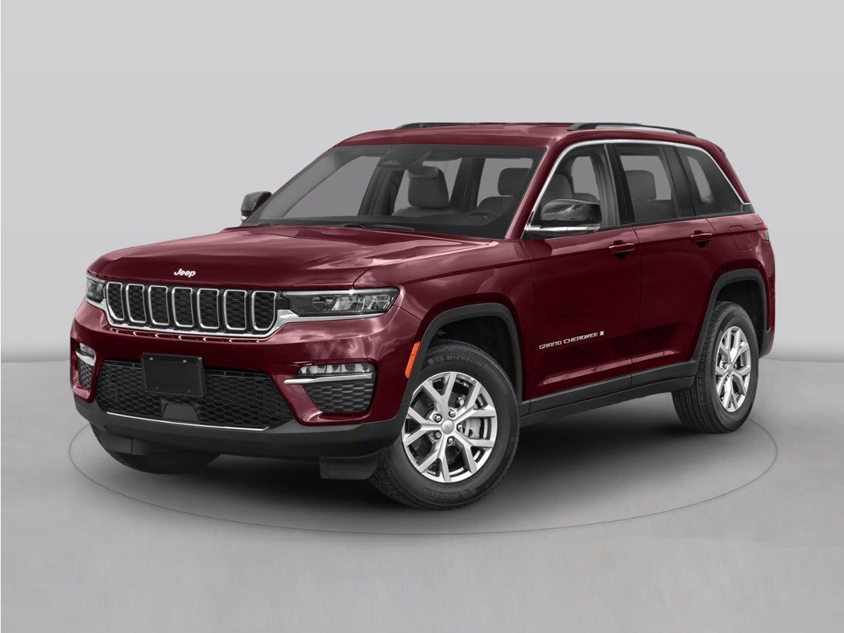 Used 2025 Bright White Clearcoat Jeep Limited image 1