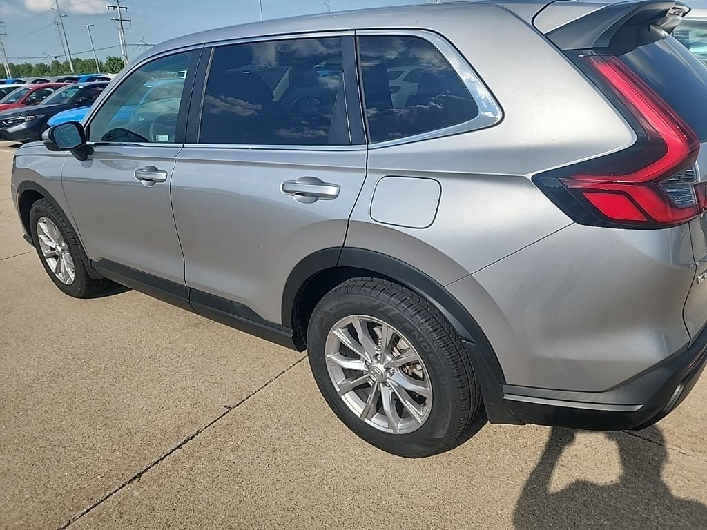 Used 2024 Lunar Silver Metallic Honda EX image 3