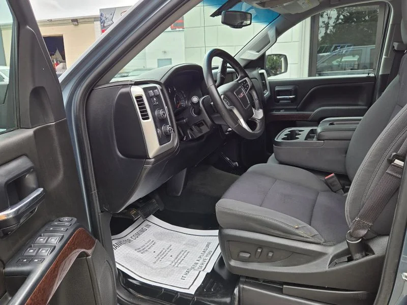 Used 2014 Blue GMC SLE Pickup 4D 6 1/2 ft image 17