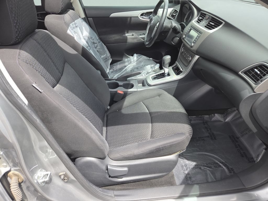 Used 2013 Magnetic Gray Nissan SR image 28
