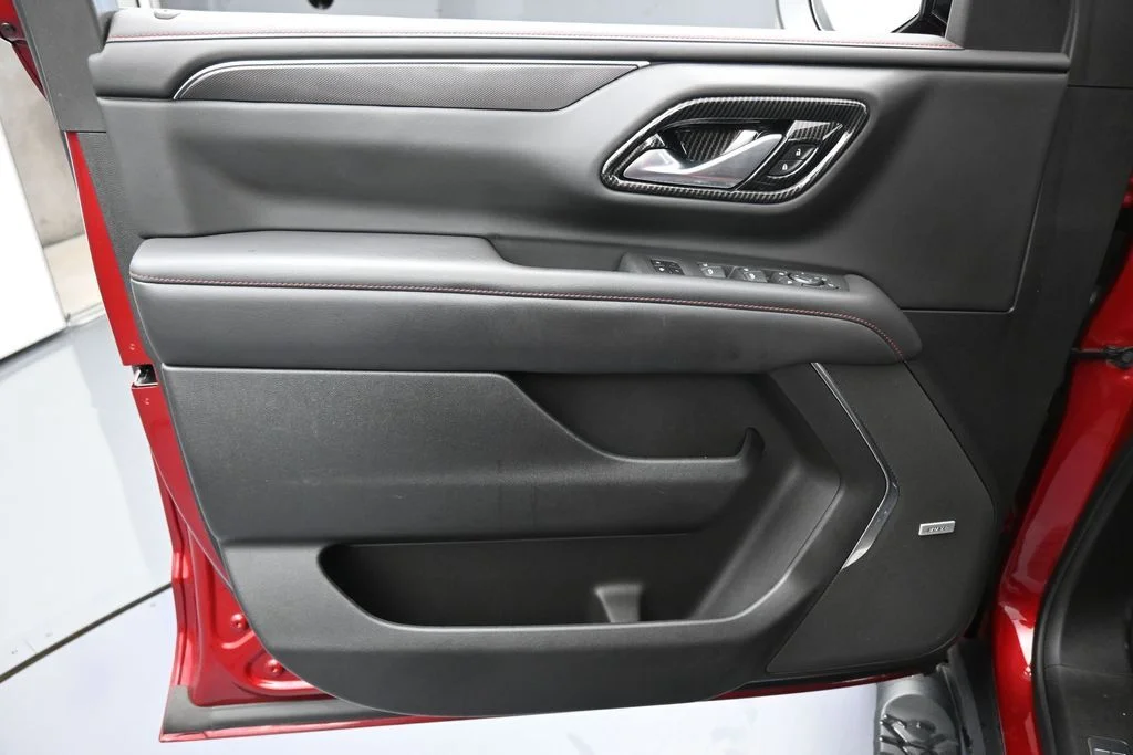Used 2022 Cherry Red Tintcoat Chevrolet RST image 12