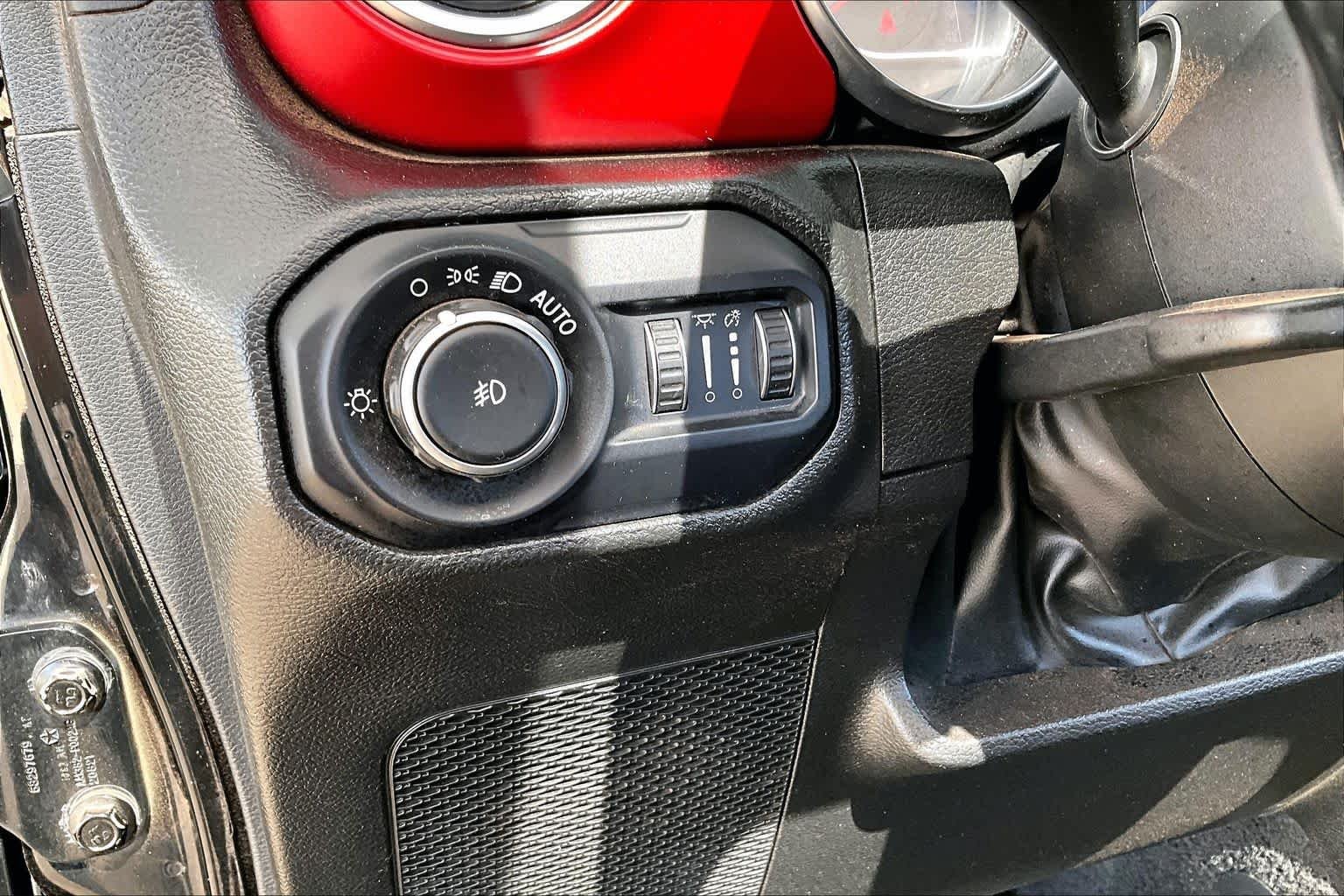 Used 2022 Black Clearcoat Jeep Rubicon image 33