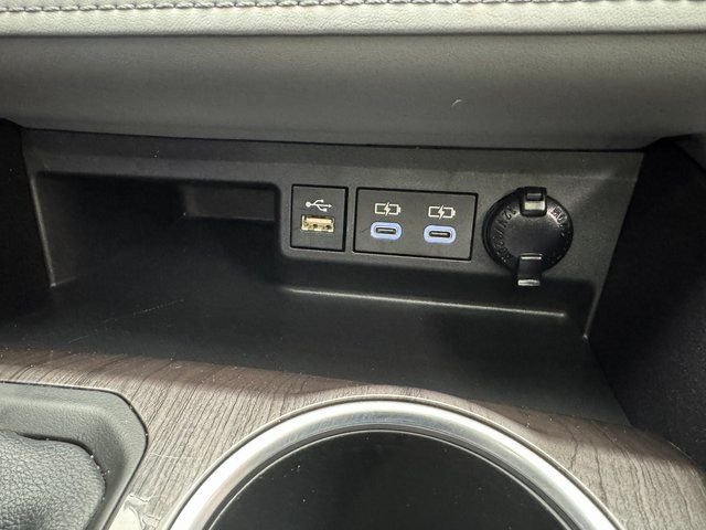 2023 Toyota Highlander Platinum - Photo 14