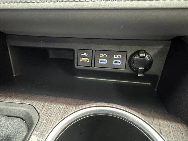 2023 Toyota Highlander Platinum - Photo 14