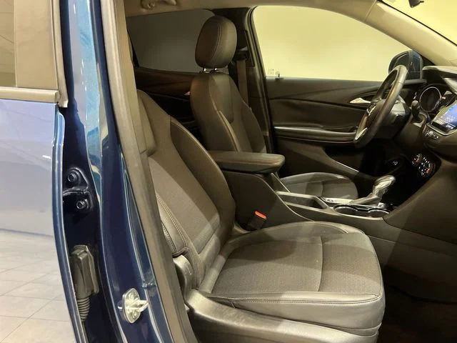 Used 2021 Deep Buick Select image 22