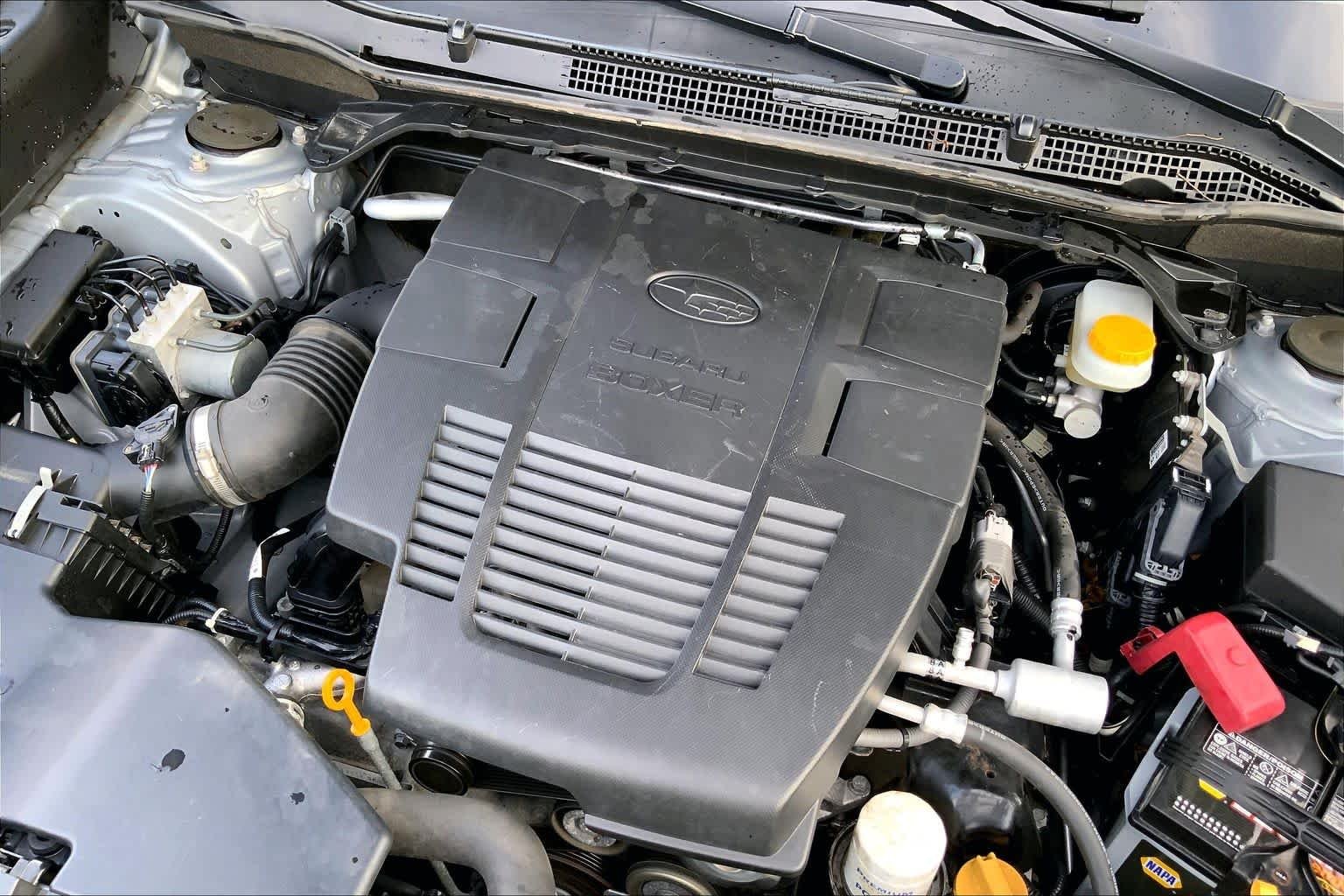 Used 2020 Ice Silver Metallic Subaru Premium image 31