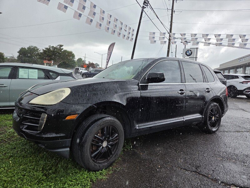 2010 Porsche Cayenne S's photo