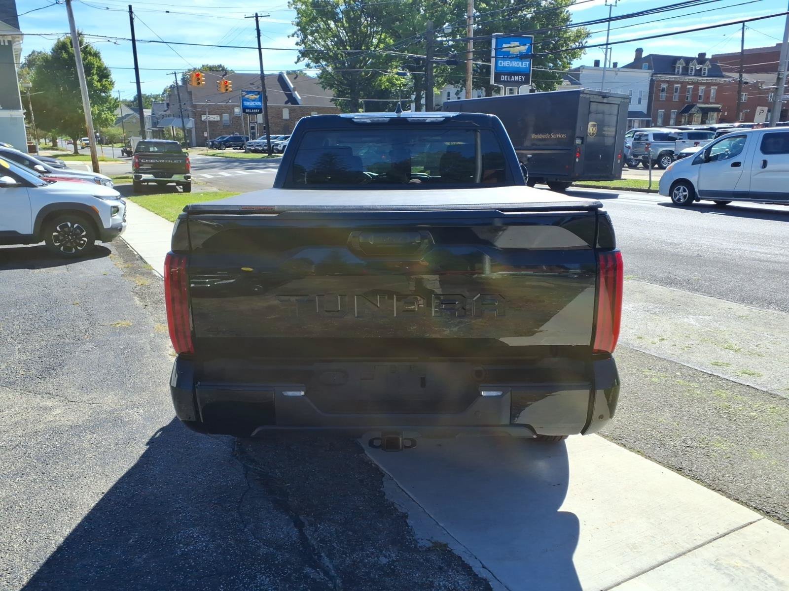 2024 Toyota Tundra SR5 - Photo 6