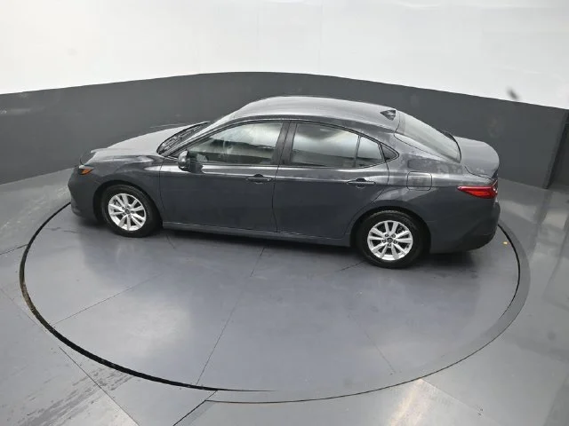Used 2026  Toyota LE image 26