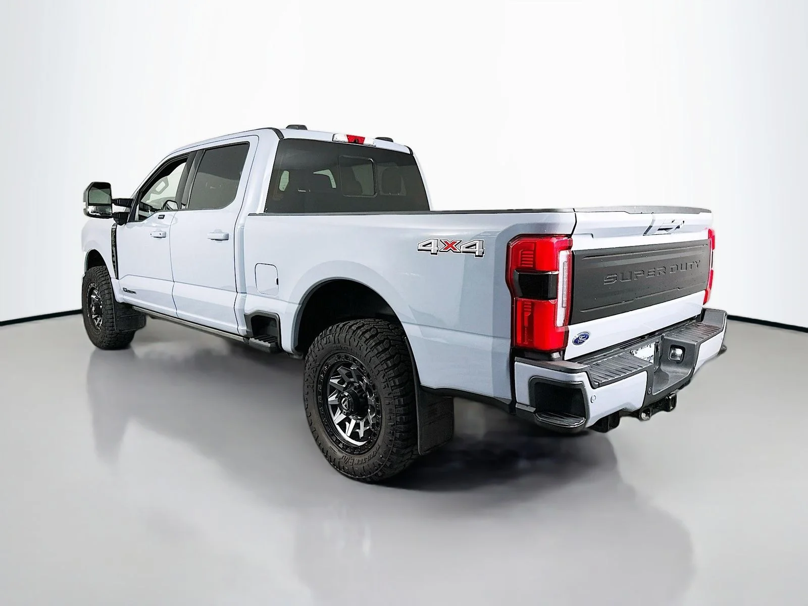 Used 2025 Gray Ford Platinum image 6